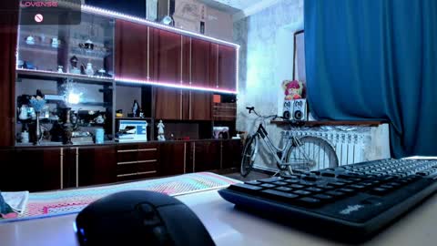 Ella online show from 01-21-25, 02:37