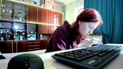 Ella online show from 03-12-25, 09:23