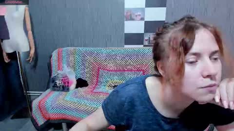 Ella online show from 09-23-25, 07:11