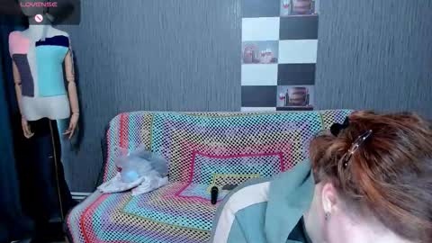 Ella online show from 09-29-25, 07:24