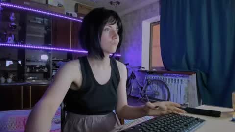 Ella online show from 07-01-26, 06:15