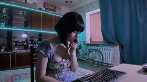 Ella online show from 07-08-26, 04:28