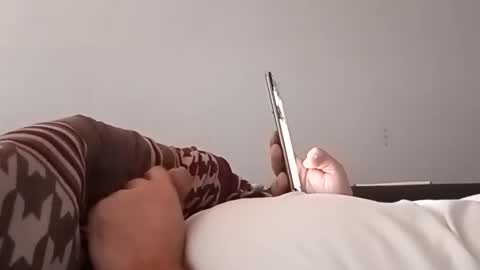 Snapshot of pablo2802 chatting on 10-29-25, 12:18 pablo2802 online show from 10-29-25, 12:18