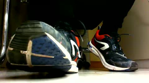 Pablo Meness online show from 12-30-24, 03:57