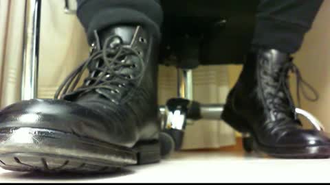 Pablo Meness online show from 01-08-25, 06:52