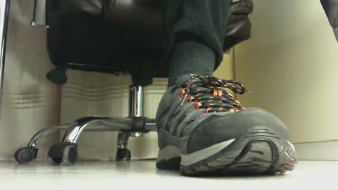 Pablo Meness online show from 01-26-25, 05:02