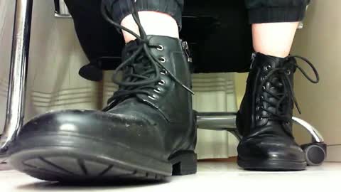 Pablo Meness online show from 02-10-25, 12:19