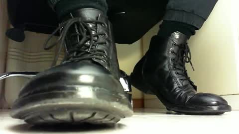 Pablo Meness online show from 02-20-25, 05:18