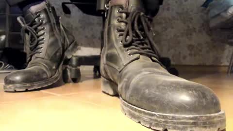 Pablo Meness online show from 12-20-25, 05:53