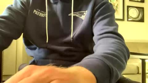 Snapshot of padded_ginger_beard chatting on 10-05-25, 01:09 Jimmy online show from 10-05-25, 01:09