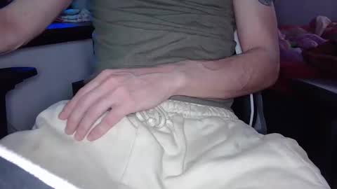 Snapshot of paddy22hh chatting on 11-01-25, 12:29 paddy22hh online show from 11-01-25, 12:29