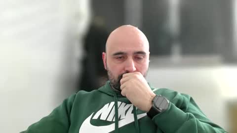 Snapshot of padishar chatting on 01-12-26, 11:48 padishar online show from 01-12-26, 11:48