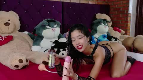 Miss Salome online show from 11-05-25, 03:34