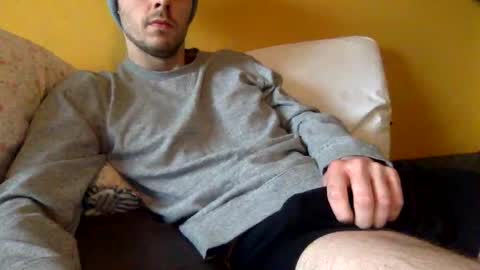 Snapshot of paintdude424 chatting on 12-11-24, 06:42 paintdude424 online show from 12-11-24, 06:42