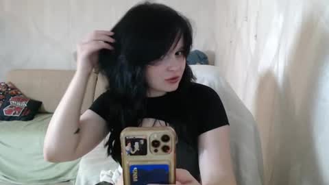 Snapshot of pair_of_gods chatting on 07-13-26, 01:36 Lizzi Igor online show from 07-13-26, 01:36