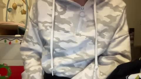 Snapshot of paisleysnowxo chatting on 03-04-25, 07:51 paisleysnowxo online show from 03-04-25, 07:51