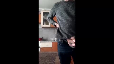 Snapshot of pajero1271 chatting on 02-09-26, 04:27 pajero1271 online show from 02-09-26, 04:27