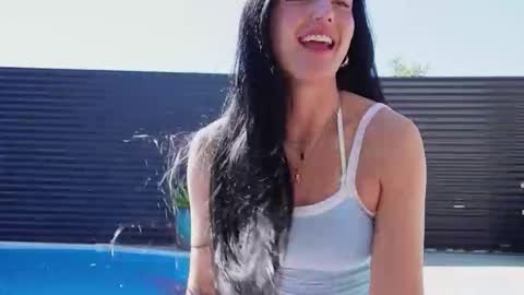 Holly  online show from 09-14-25, 11:15