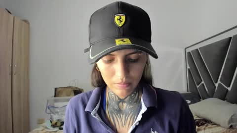 Snapshot of palechor69 chatting on 11-10-25, 12:20 palechor online show from 11-10-25, 12:20