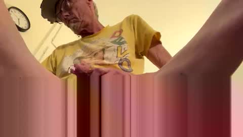 Snapshot of palerider269 chatting on 12-30-24, 12:43 palerider269 online show from 12-30-24, 12:43