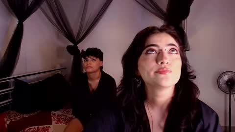 Snapshot of palmerandsony chatting on 03-01-26, 11:51 online show from 03-01-26, 11:51