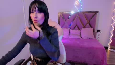 palmerfox_tay online show from 01-26-25, 03:47