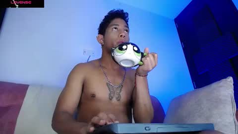 Palo Santo online show from 07-04-26, 07:47
