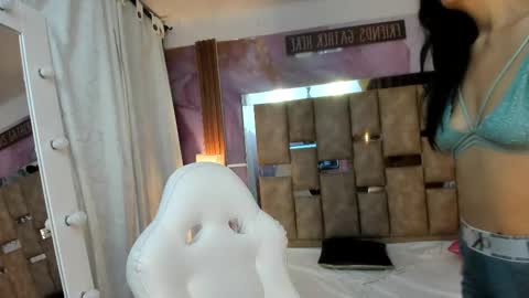Snapshot of paloma_coquette chatting on 10-01-25, 11:05 PALOMA 3 online show from 10-01-25, 11:05
