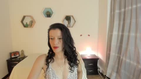 Paloma  online show from 02-21-26, 08:43