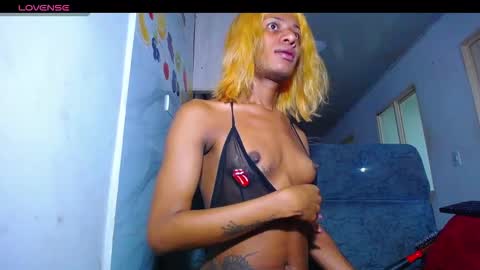 Snapshot of pamela_black_bigcock chatting on 10-02-25, 01:40 pamela_black_bigcock online show from 10-02-25, 01:40