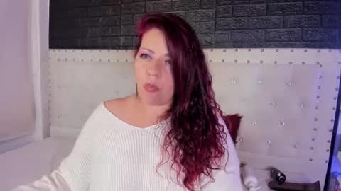 Snapshot of pamela_dimantis_ chatting on 02-03-25, 10:14 Pamela online show from 02-03-25, 10:14