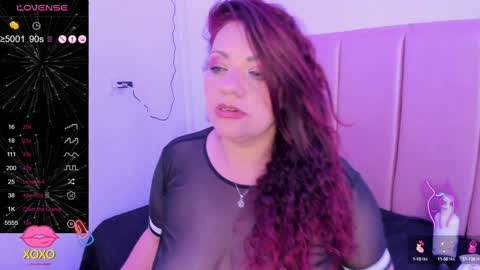 Snapshot of pamela_dimantis_ chatting on 02-04-25, 10:43 Pamela online show from 02-04-25, 10:43