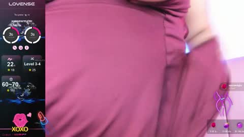 Snapshot of pamela_dimantis_ chatting on 10-26-25, 04:07 Pamela online show from 10-26-25, 04:07