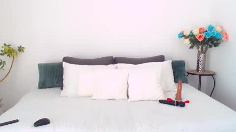 Snapshot of pamela_issy chatting on 04-26-26, 07:17 PAMEL ISSY online show from 04-26-26, 07:17