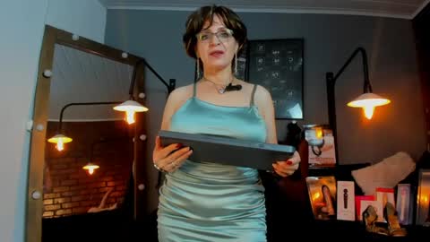 pamela_mature41 online show from 04-18-26, 02:37