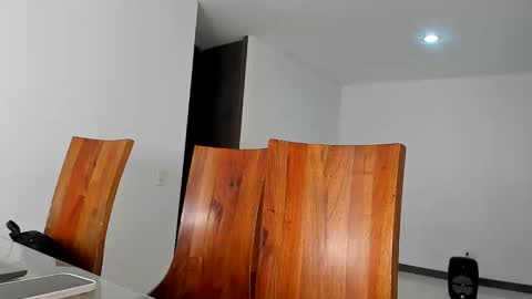 pamela_milleer online show from 01-11-25, 05:20