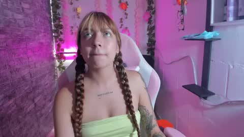 pamelajhonsom online show from 10-22-25, 04:07