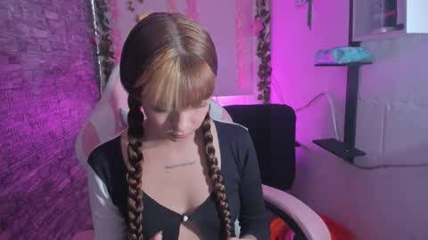 pamelajhonsom online show from 11-10-25, 09:03