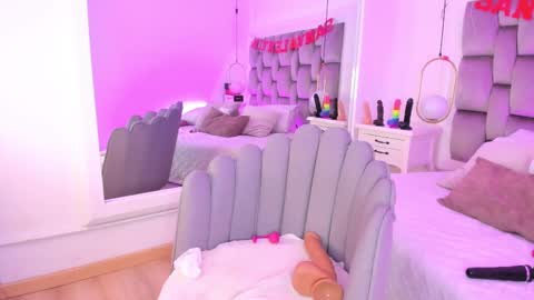  Pamela  online show from 02-14-25, 05:51