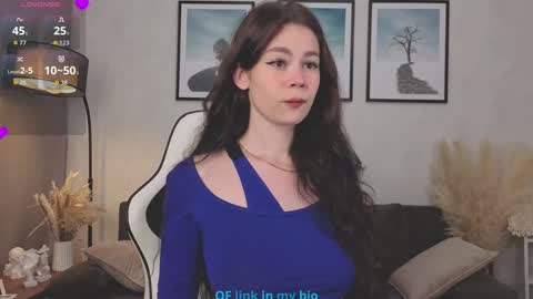 Snapshot of pamelaryant chatting on 10-17-25, 11:18 Diana online show from 10-17-25, 11:18