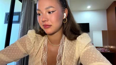 Kamila online show from 03-18-26, 05:32