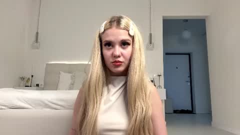 Snapshot of pameliarabito chatting on 06-20-26, 03:59 Amelia online show from 06-20-26, 03:59