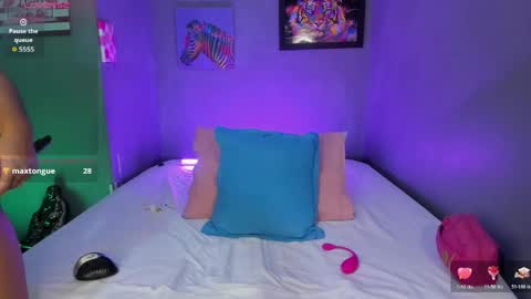 Snapshot of pammelaross chatting on 05-12-26, 05:21 Pammela online show from 05-12-26, 05:21