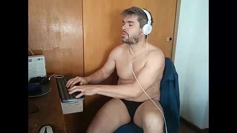 Pancho Madrid online show from 09-30-25, 11:37