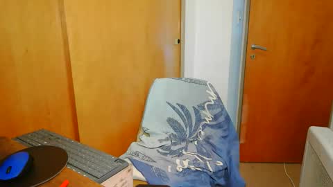 Snapshot of panchomadrid chatting on 05-13-26, 10:06 Pancho Madrid online show from 05-13-26, 10:06