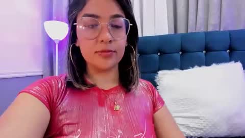 Snapshot of pandoracherry chatting on 02-19-25, 07:06 Pandora online show from 02-19-25, 07:06