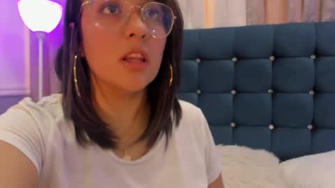 Snapshot of pandoracherry chatting on 03-10-25, 12:15 Pandora online show from 03-10-25, 12:15