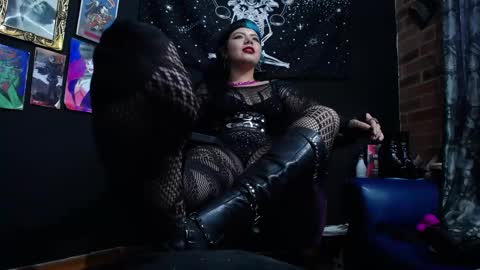       online show from 02-11-25, 09:03