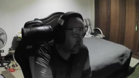 Snapshot of panoramix8080 chatting on 10-31-25, 05:41 panoramix8080 online show from 10-31-25, 05:41