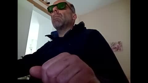 pansak1973 online show from 02-21-25, 10:39